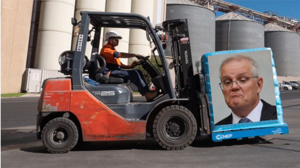 The madness on the end of the forklift